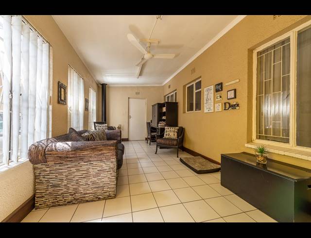 4 BEDROOM HOUSE FOR SALE IN REGENTS PARK